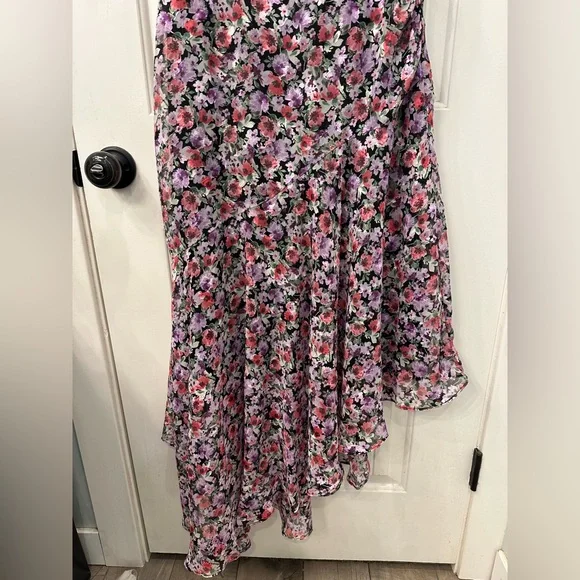 ASTR the Label Midsummer Floral Asymmetrical Midi Dress M